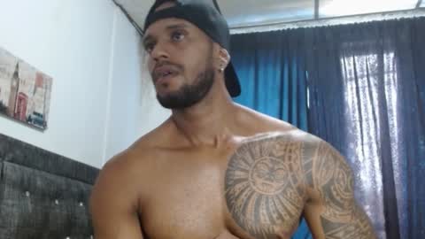 Snapshot of manolofitt chatting on 02-02-25, 06:42 Manolo online show from 02-02-25, 06:42