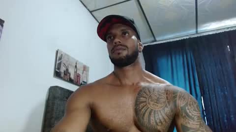 Snapshot of manolofitt chatting on 02-06-25, 04:36 Manolo online show from 02-06-25, 04:36
