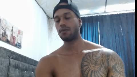 Snapshot of manolofitt chatting on 02-10-25, 06:35 Manolo online show from 02-10-25, 06:35