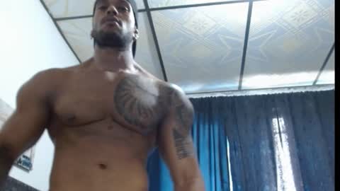 Snapshot of manolofitt chatting on 02-13-25, 06:38 Manolo online show from 02-13-25, 06:38