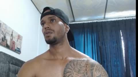 Snapshot of manolofitt chatting on 02-24-25, 03:31 Manolo online show from 02-24-25, 03:31