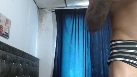 Snapshot of manolofitt chatting on 03-12-25, 03:40 Manolo online show from 03-12-25, 03:40