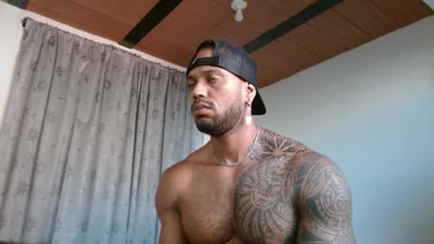 Snapshot of manolofitt chatting on 09-17-25, 12:51 Manolo online show from 09-17-25, 12:51
