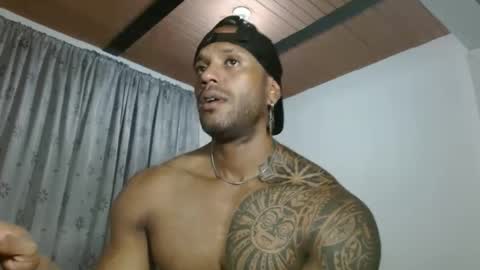 Snapshot of manolofitt chatting on 09-19-25, 03:41 Manolo online show from 09-19-25, 03:41