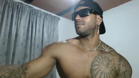 Snapshot of manolofitt chatting on 09-20-25, 10:55 Manolo online show from 09-20-25, 10:55