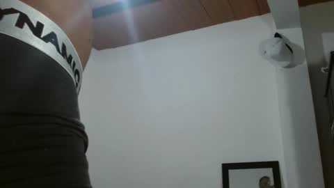 Snapshot of manolofitt chatting on 10-02-25, 02:29 Manolo online show from 10-02-25, 02:29