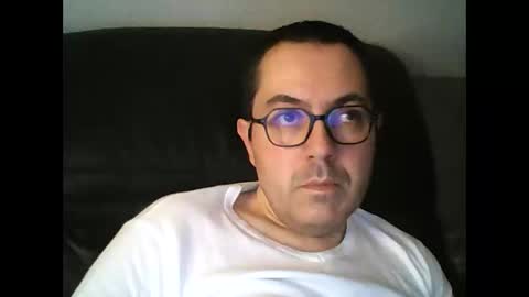 manu5933 online show from 01-09-25, 04:17