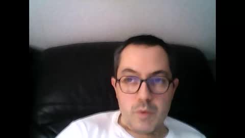 manu5933 online show from 02-11-25, 12:58