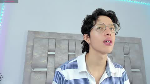 Snapshot of manu_vera8 chatting on 12-21-24, 11:55 Manuel online show from 12-21-24, 11:55