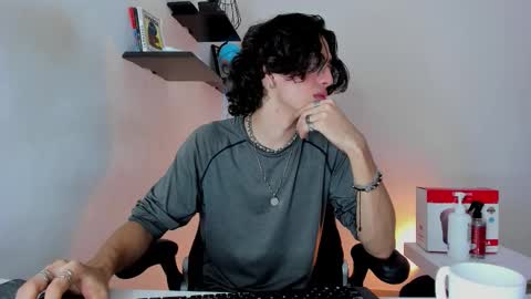 Snapshot of manu_vera8 chatting on 11-26-25, 06:53 Manuel online show from 11-26-25, 06:53