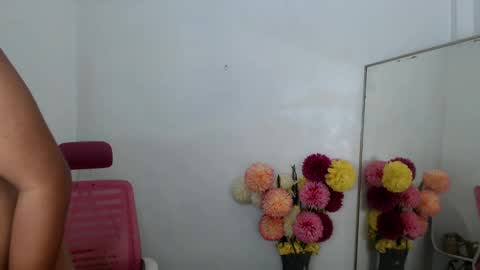 Snapshot of manualrein19 chatting on 03-08-25, 03:24 rein online show from 03-08-25, 03:24