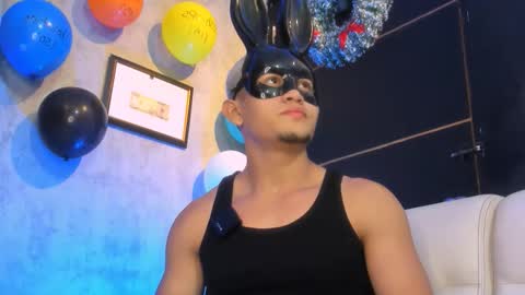 Manuel online show from 11-20-25, 02:23