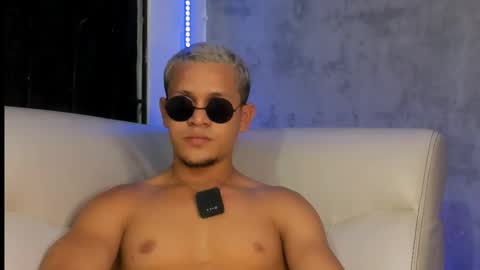 Manuel online show from 12-02-25, 03:45