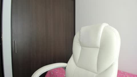 MANUELA online show from 01-16-25, 03:13