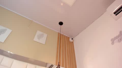 manu 3 online show from 01-25-25, 01:10