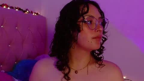 Snapshot of manumeow_ chatting on 03-09-25, 01:46 Manu online show from 03-09-25, 01:46