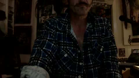 Snapshot of manwith2brains chatting on 09-12-25, 04:51 manwith2brains online show from 09-12-25, 04:51