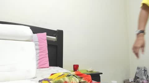 Mara online show from 09-18-25, 03:14