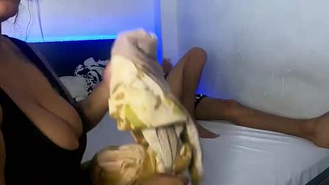 marany01 online show from 10-08-25, 01:58