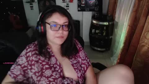 Snapshot of marcela2101 chatting on 12-22-24, 01:01 marcela2101 online show from 12-22-24, 01:01