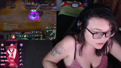 Snapshot of marcela2101 chatting on 01-12-25, 12:07 marcela2101 online show from 01-12-25, 12:07