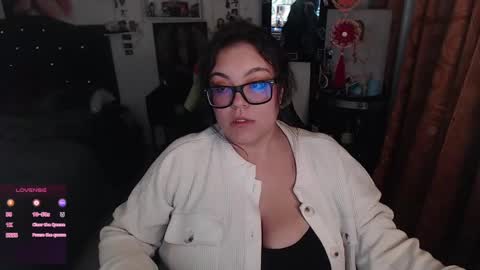 Snapshot of marcela2101 chatting on 02-22-25, 05:23 marcela2101 online show from 02-22-25, 05:23