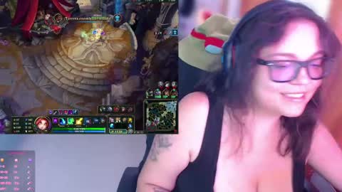 Snapshot of marcela2101 chatting on 03-05-25, 10:54 marcela2101 online show from 03-05-25, 10:54