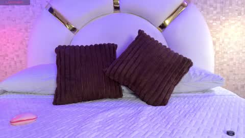 marcela_rojas online show from 10-10-25, 11:31