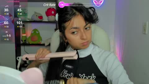 Snapshot of marcelinegh chatting on 02-07-25, 11:12 Marceline online show from 02-07-25, 11:12