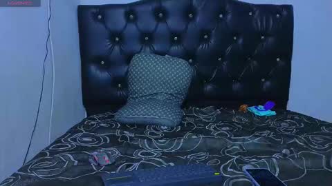 marcelo_boy online show from 12-17-25, 06:52