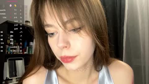 Snapshot of marciecommon chatting on 09-21-25, 03:13 Alisa online show from 09-21-25, 03:13