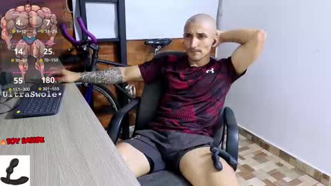 Marck  Independent model  online show from 11-17-25, 11:21