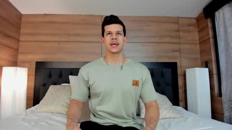 Marco Sullivan online show from 12-25-24, 07:24