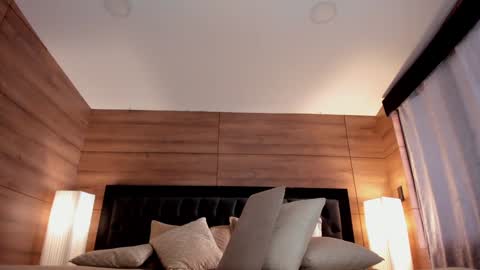 Marco Sullivan online show from 01-10-25, 02:34