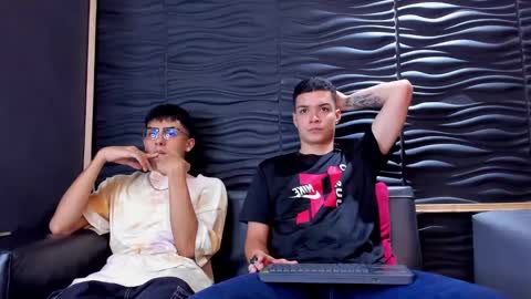 Snapshot of marcoyethan chatting on 12-04-24, 03:59 Marco and Ethan online show from 12-04-24, 03:59