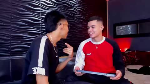 Snapshot of marcoyethan chatting on 12-07-24, 04:20 Marco and Ethan online show from 12-07-24, 04:20