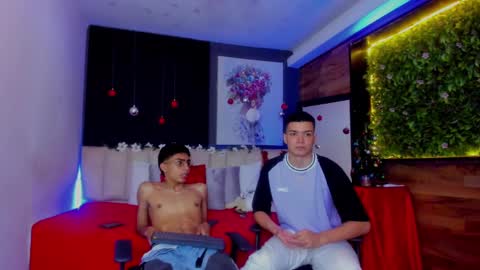 Snapshot of marcoyethan chatting on 12-16-24, 02:15 Marco and Ethan online show from 12-16-24, 02:15