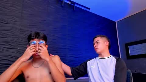 Snapshot of marcoyethan chatting on 01-12-25, 10:12 Marco and Ethan online show from 01-12-25, 10:12