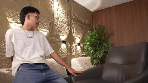 Snapshot of marcoyethan chatting on 10-07-25, 03:47 Marco and Ethan online show from 10-07-25, 03:47