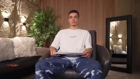 Snapshot of marcoyethan chatting on 11-10-25, 07:46 Marco and Ethan online show from 11-10-25, 07:46