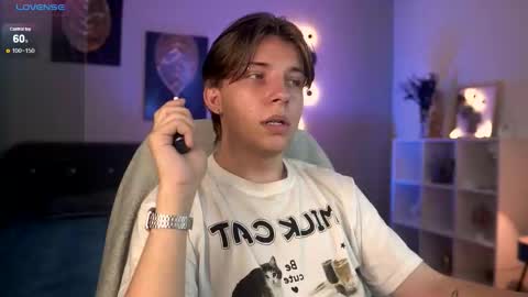 Snapshot of marcus_euphoria chatting on 09-30-25, 01:27 Marcus online show from 09-30-25, 01:27