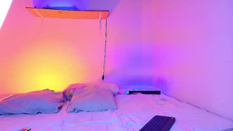 Marcus Hanks online show from 11-06-25, 04:46