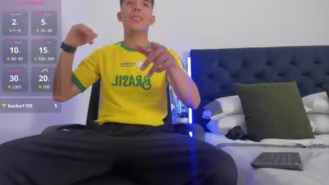 marcus_moreno online show from 12-17-25, 04:07