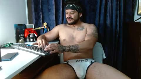 Snapshot of marcus_phoenix chatting on 10-16-25, 01:17 Marcus online show from 10-16-25, 01:17