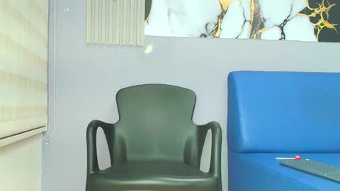 marcus_smithh online show from 12-19-25, 04:52