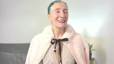 margaretmature online show from 10-23-25, 03:22