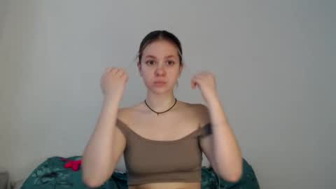 Snapshot of margaretstrein chatting on 01-19-25, 09:33 Alex and Jane online show from 01-19-25, 09:33