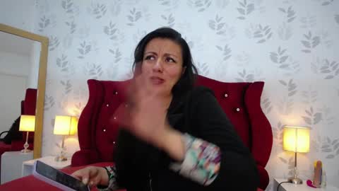 MargaretteCooper online show from 11-10-25, 12:15