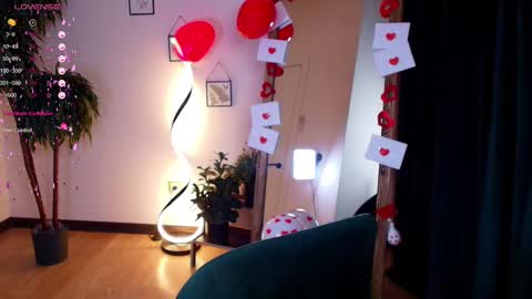 Margo online show from 02-13-25, 07:35