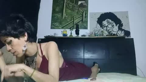 Snapshot of margeritt chatting on 10-11-25, 04:55 mageritt online show from 10-11-25, 04:55